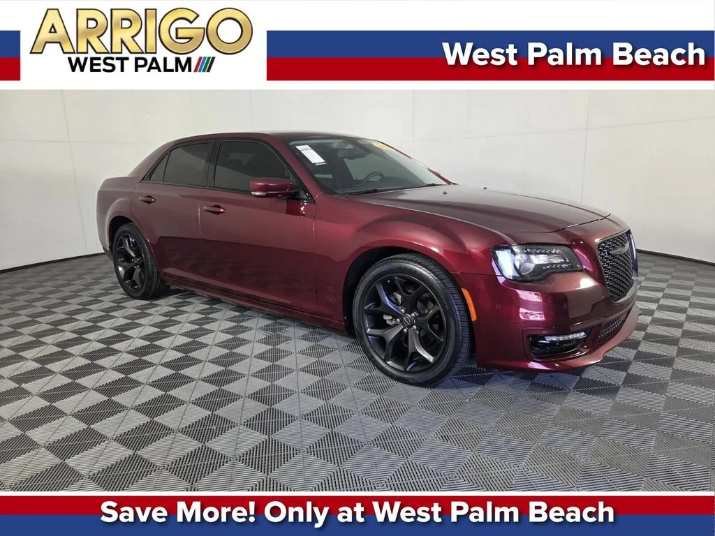 2023 Chrysler 300