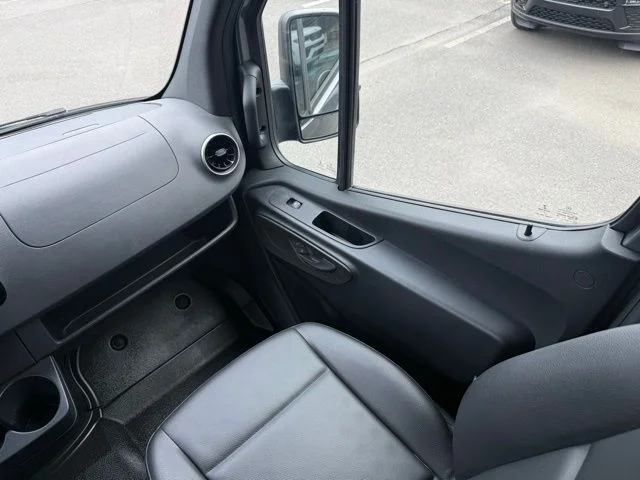 2022 Mercedes-Benz Sprinter Cargo Van Base - Photo 33