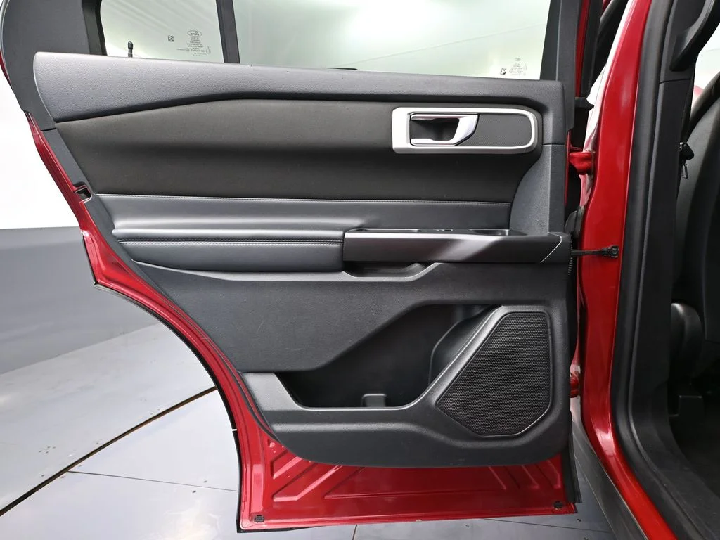 2020 Ford Explorer XLT - Photo 35