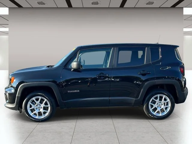 Used 2023 Black Jeep Latitude image 7
