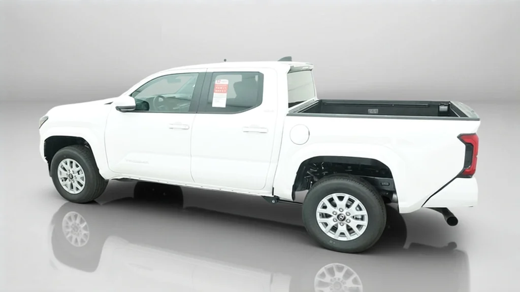 New 2026 Ice Cap Toyota SR5 image 15