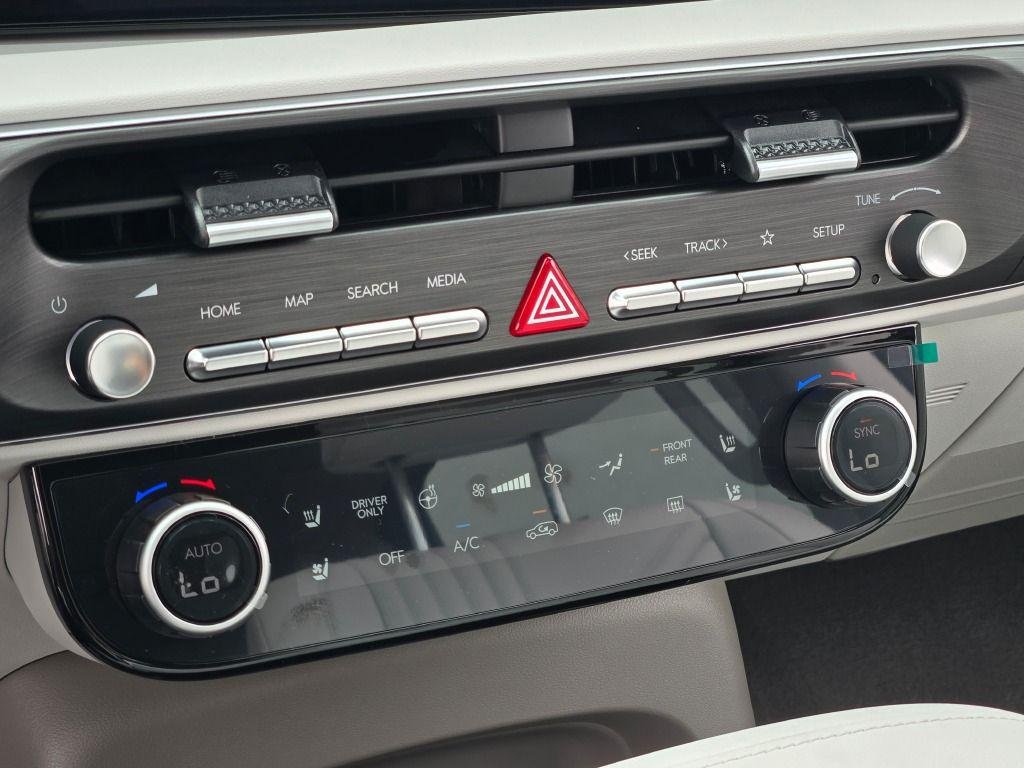 New 2026 Gray Pearl Hyundai SEL Premium 7P image 31
