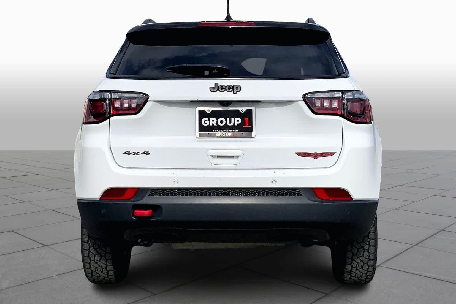 Used 2025 Bright White Clearcoat Jeep Trailhawk image 5