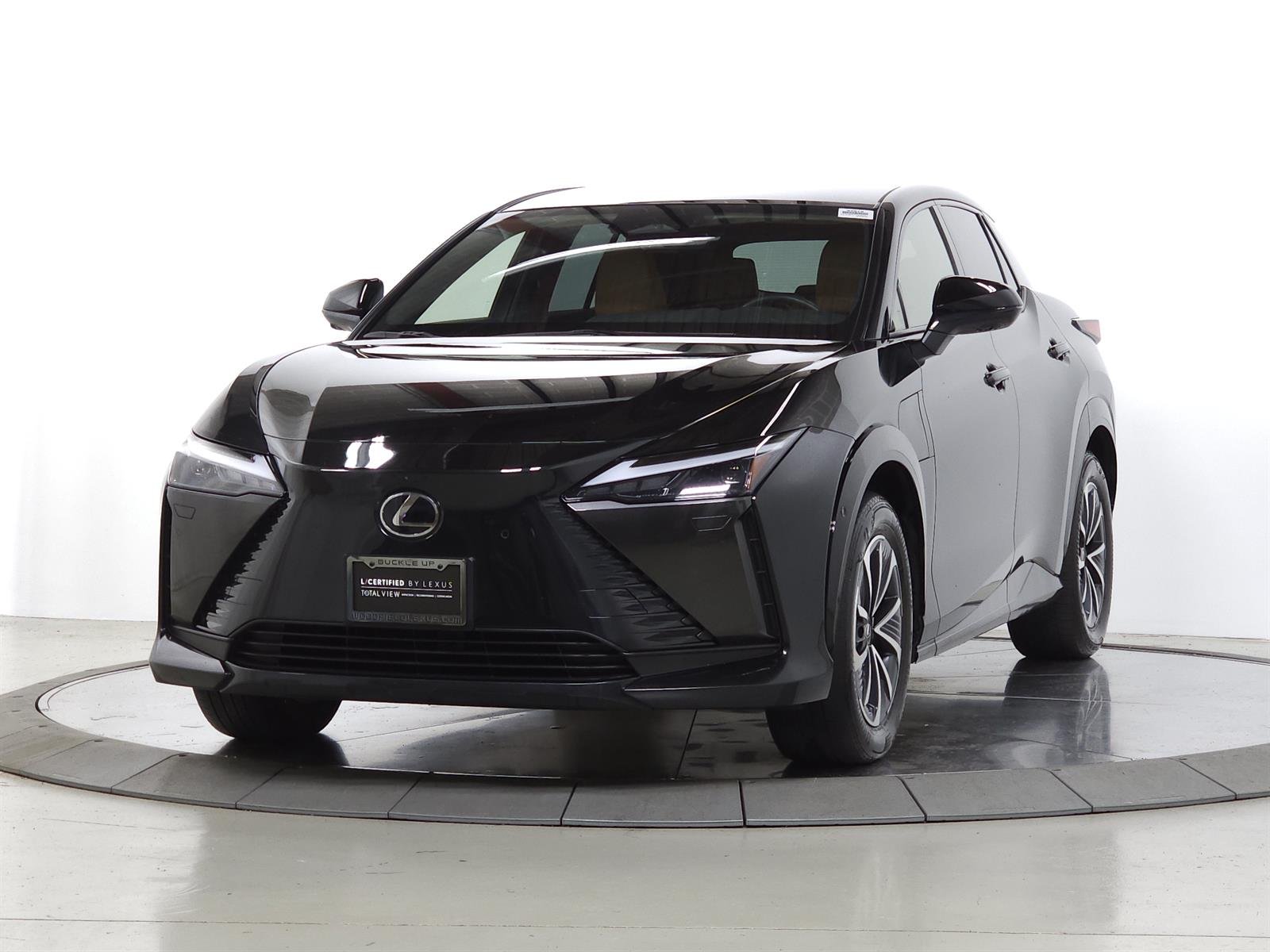 Certified Used 2023 Caviar Lexus PREMIUM image 3