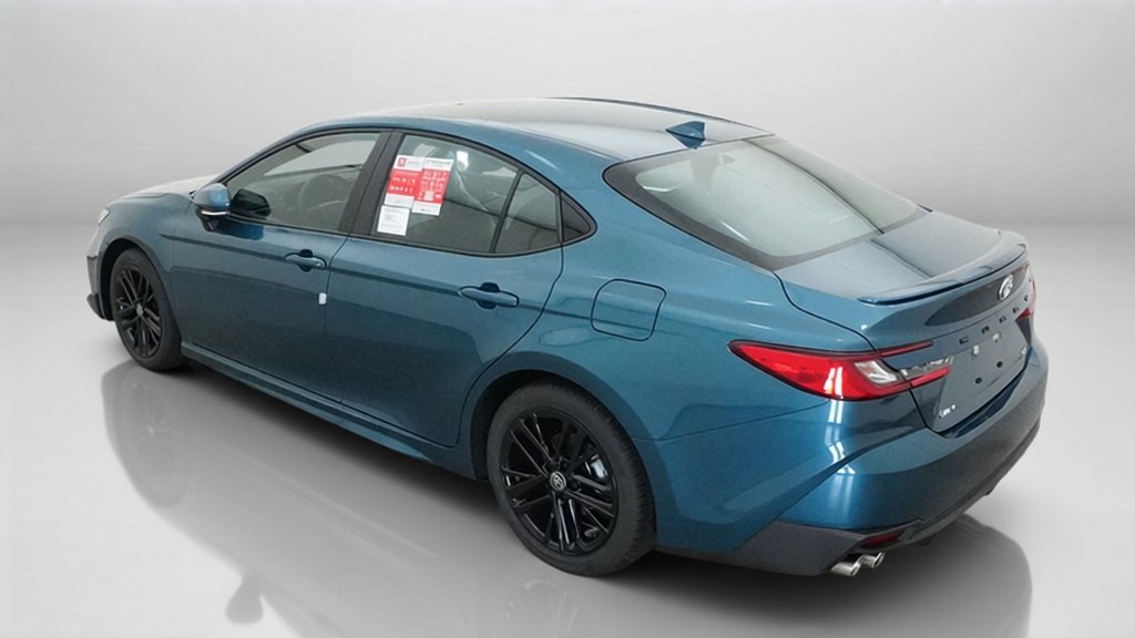 New 2026 Ocean Gem Toyota SE image 14