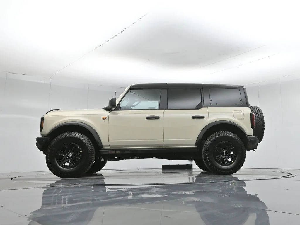 New 2026 Desert Sand Ford Badlands image 7