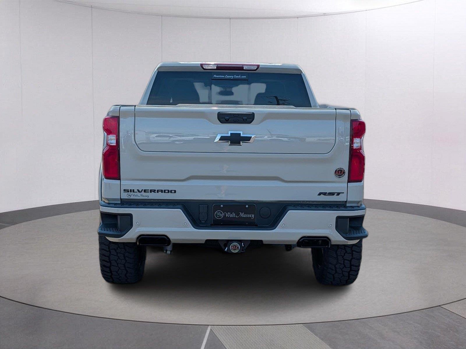 New 2026 White Sands Chevrolet RST image 4
