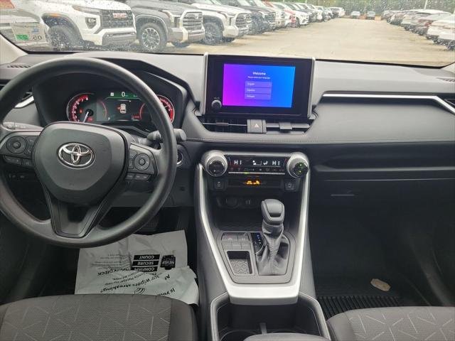 Certified Used 2023 SILVER SKY METALLIC Toyota  image 17