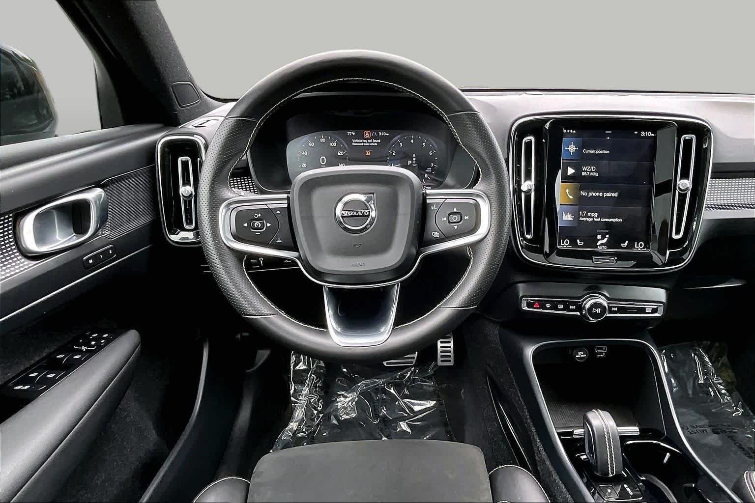 Used 2021 Thunder Grey Metallic Volvo R-Design image 6