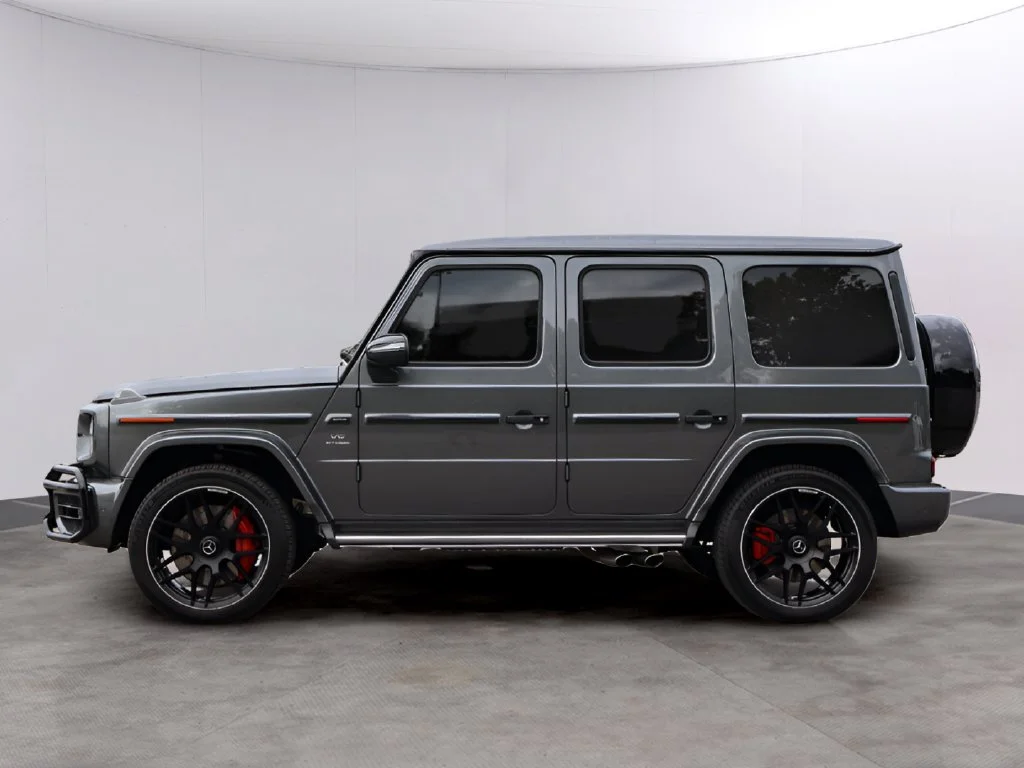 Certified Used 2022 MANUFAKTUR Graphite Metallic Mercedes-Benz G 63 AMG® image 4