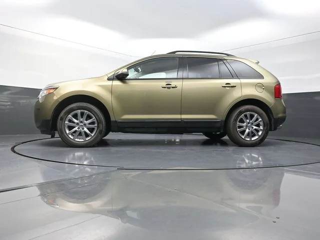 Used 2013  Ford SEL image 34