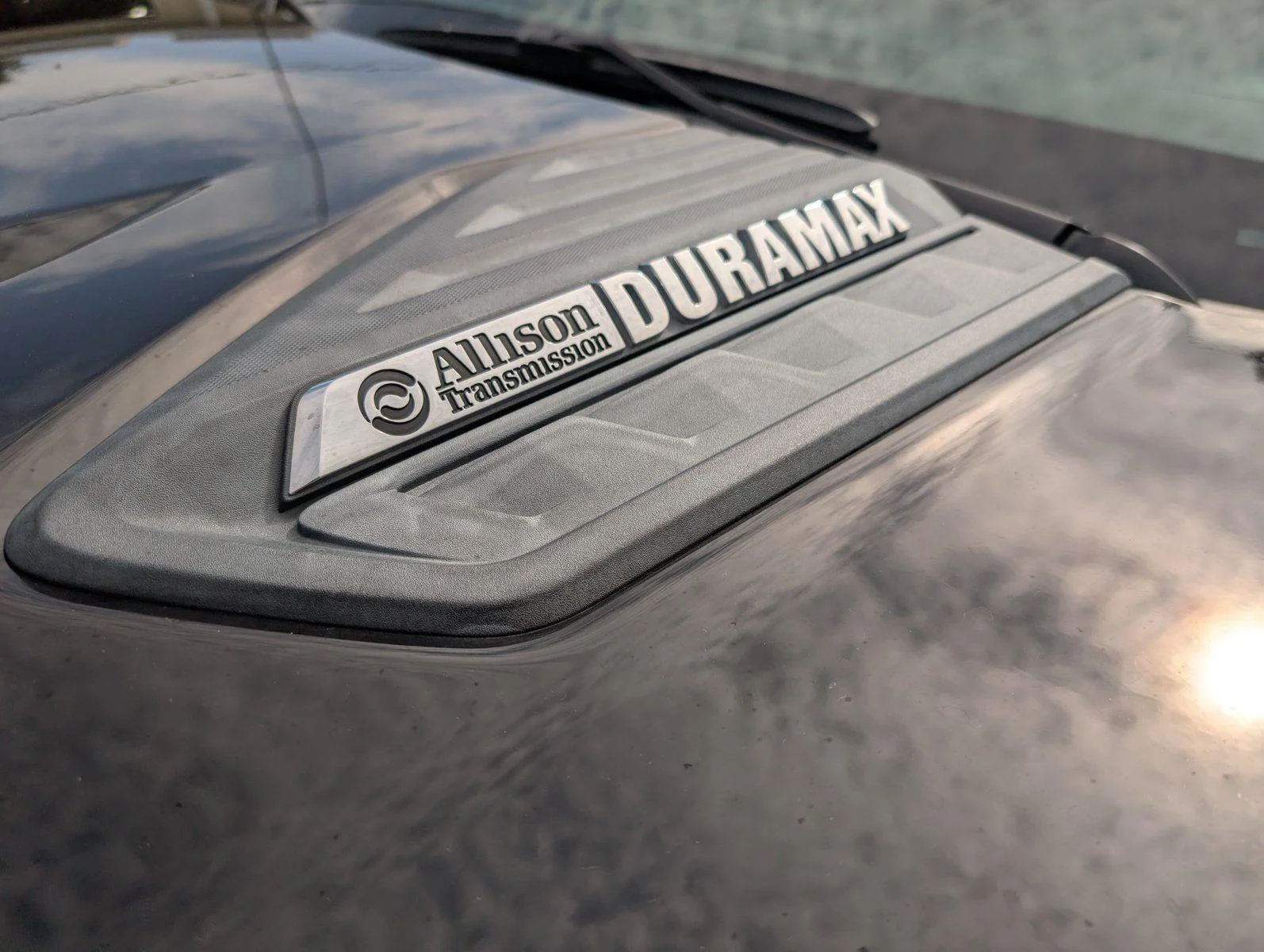 Used 2023 Black Chevrolet Custom image 11