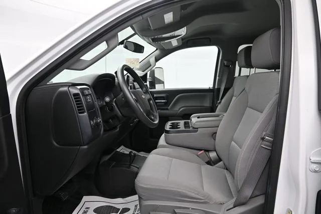 Used 2016 SUMMIT WHITE Chevrolet Work Truck image 9