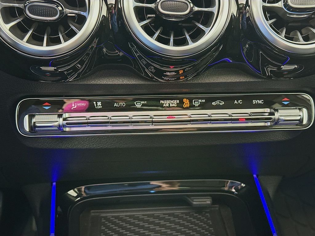 Used 2026 Gray Mercedes-Benz GLB 250 image 16