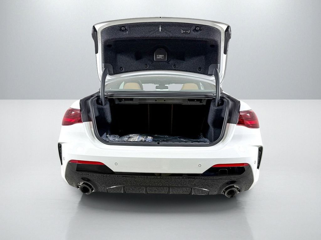 2026 BMW 4 Series 430i - Photo 16