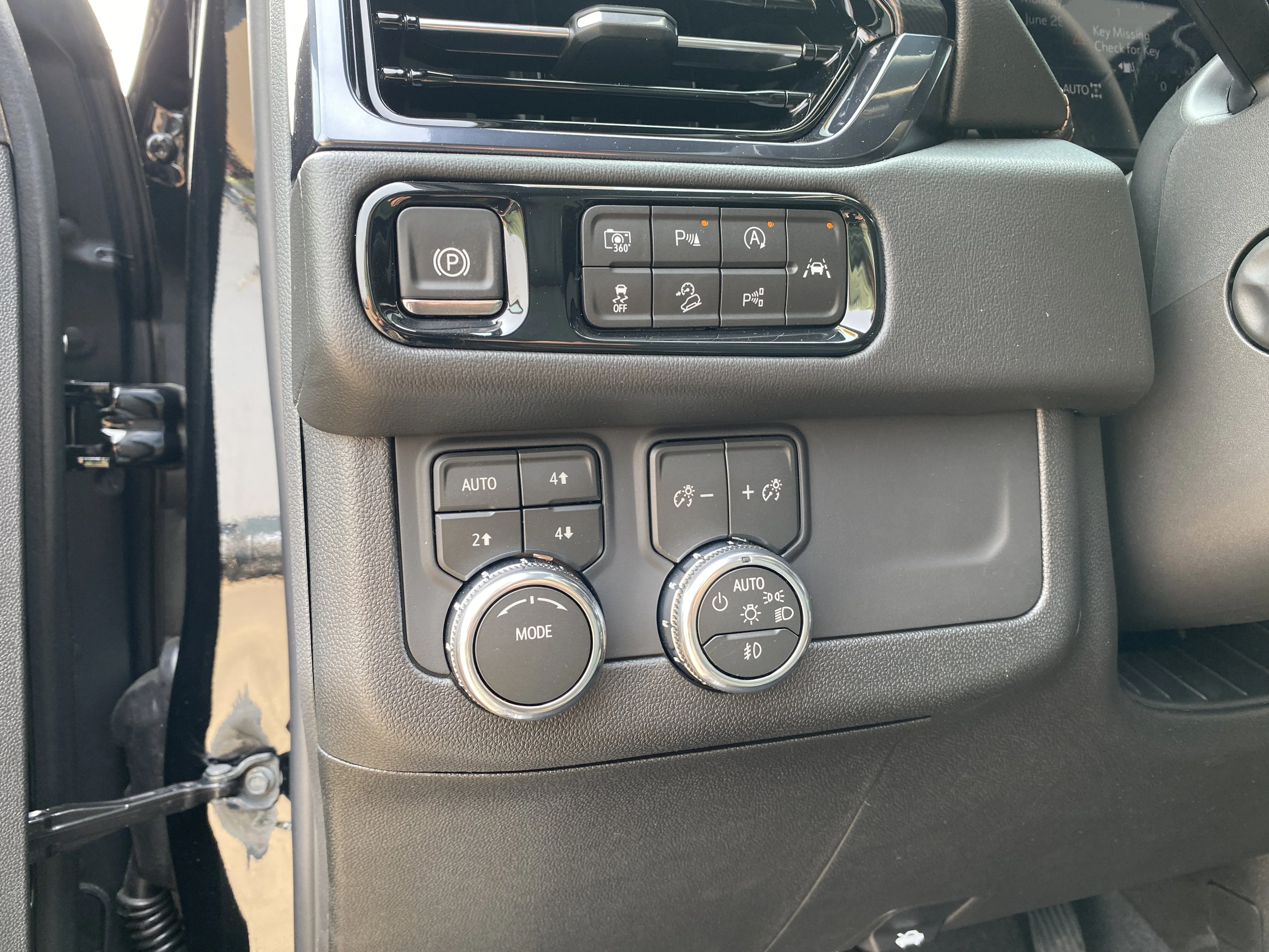 New 2026 ONYX BLACK GMC AT4 image 26