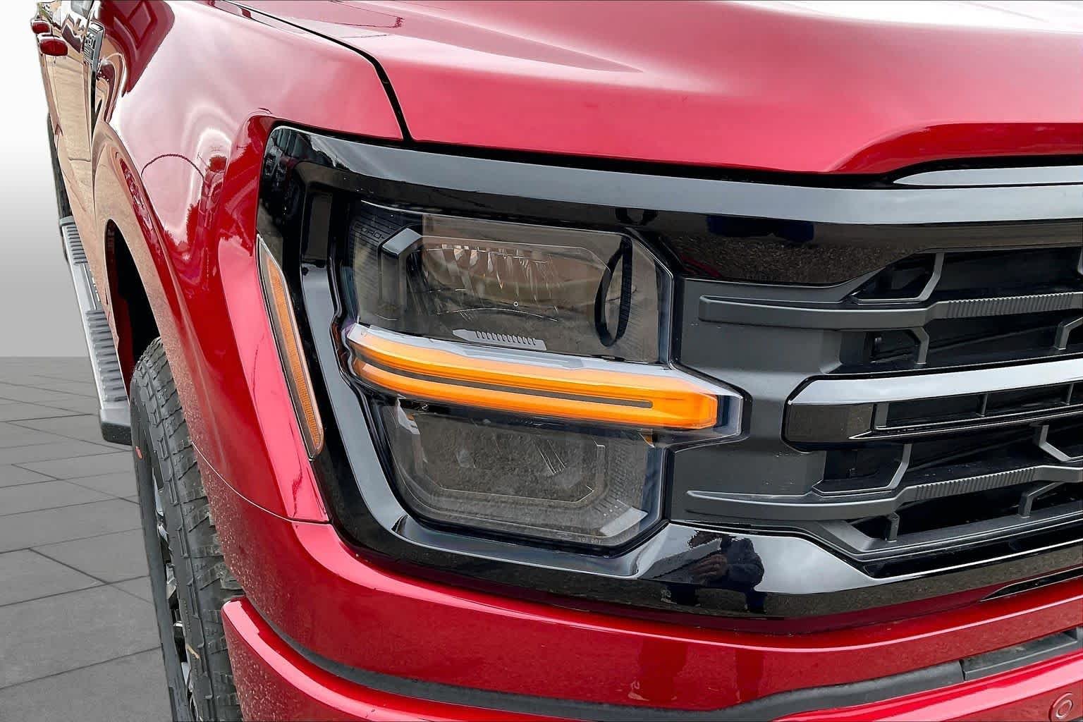 New 2026 Ruby Red Metallic Tinted Clearcoat Ford XLT image 13