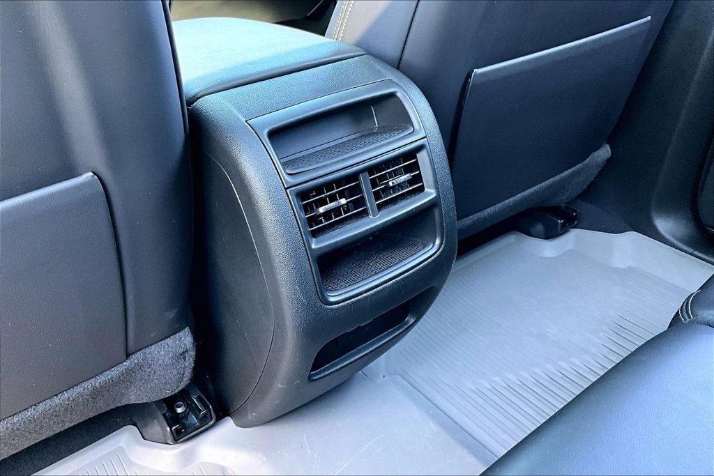 Used 2025 Black Cadillac Premium Luxury image 25