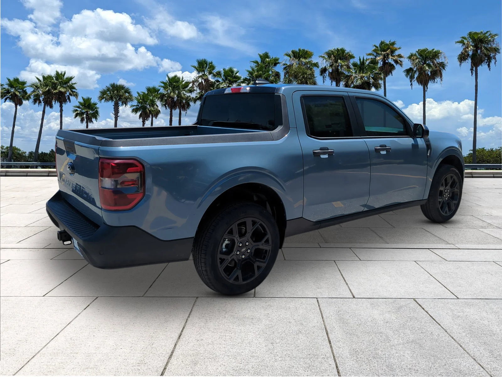 New 2025 Azure Gray Metallic Tri-Coat Ford XLT image 6