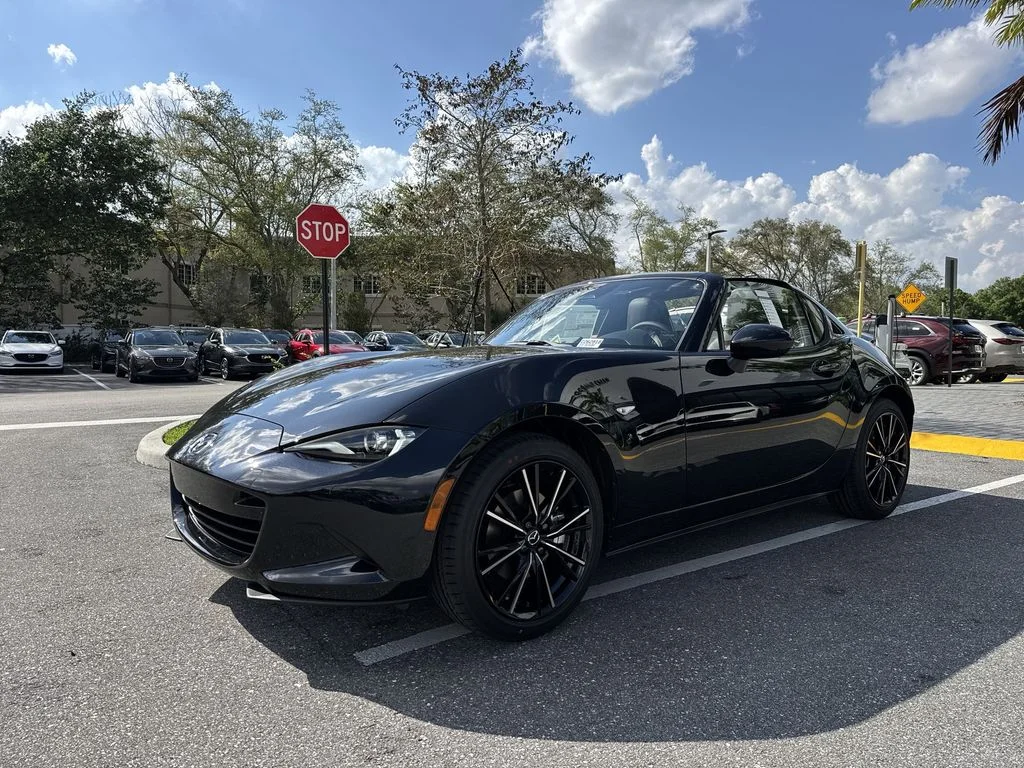 2026 Mazda MX-5 Miata RF Grand Touring - Photo 28