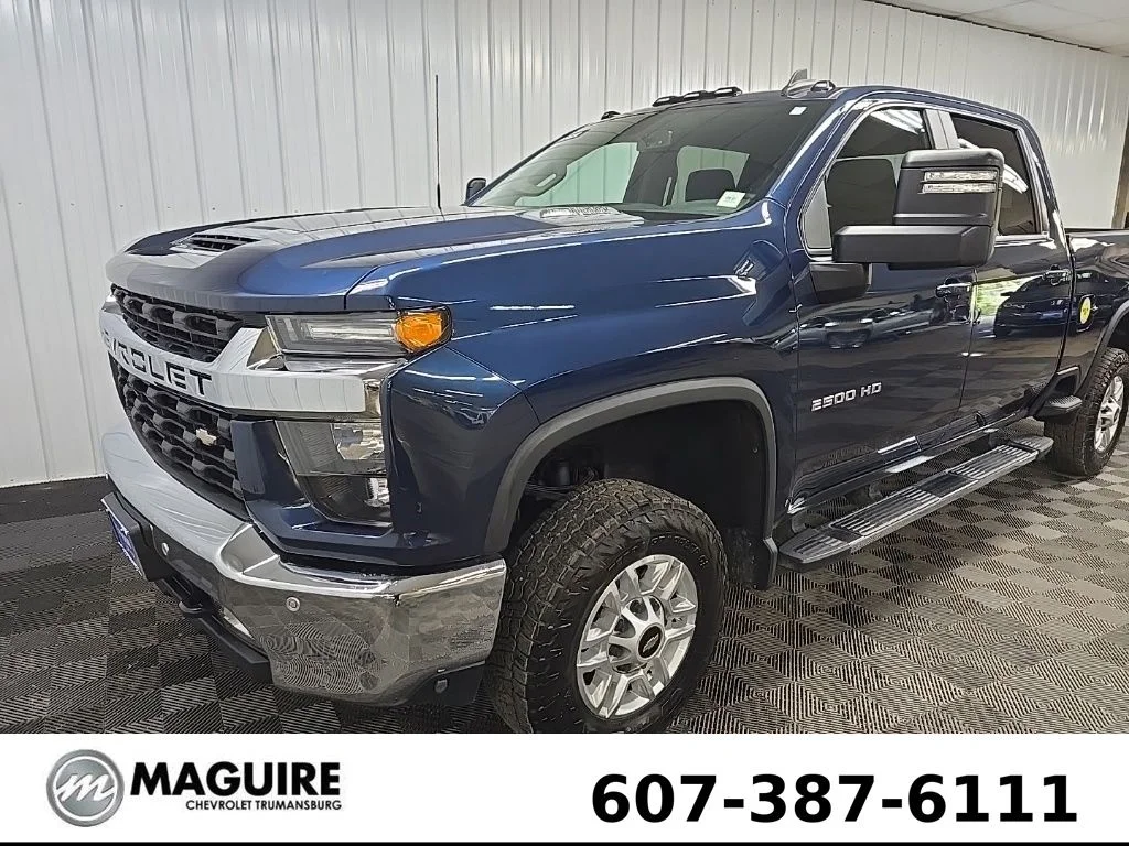 Used 2020 Blue Chevrolet LT image 8