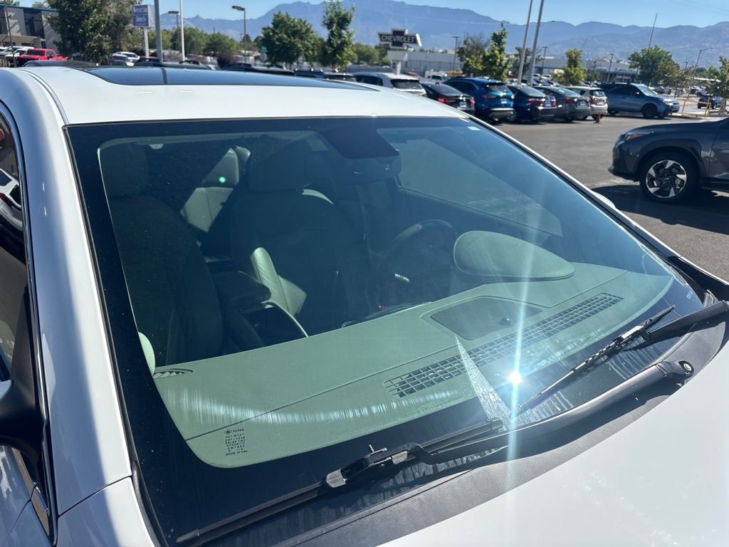 Used 2010 White Buick CXL image 5