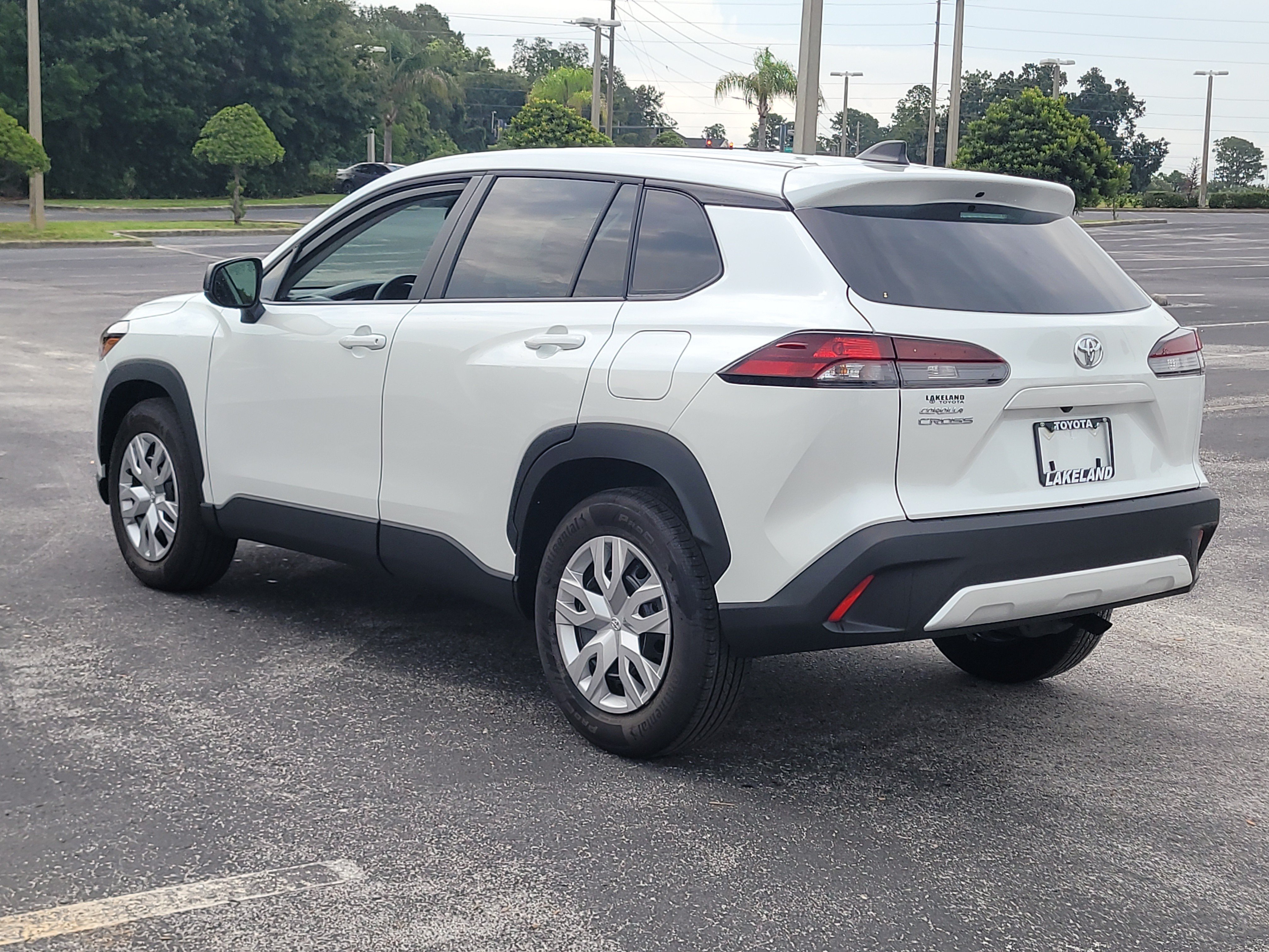 Used 2026 Pearl Toyota L image 4