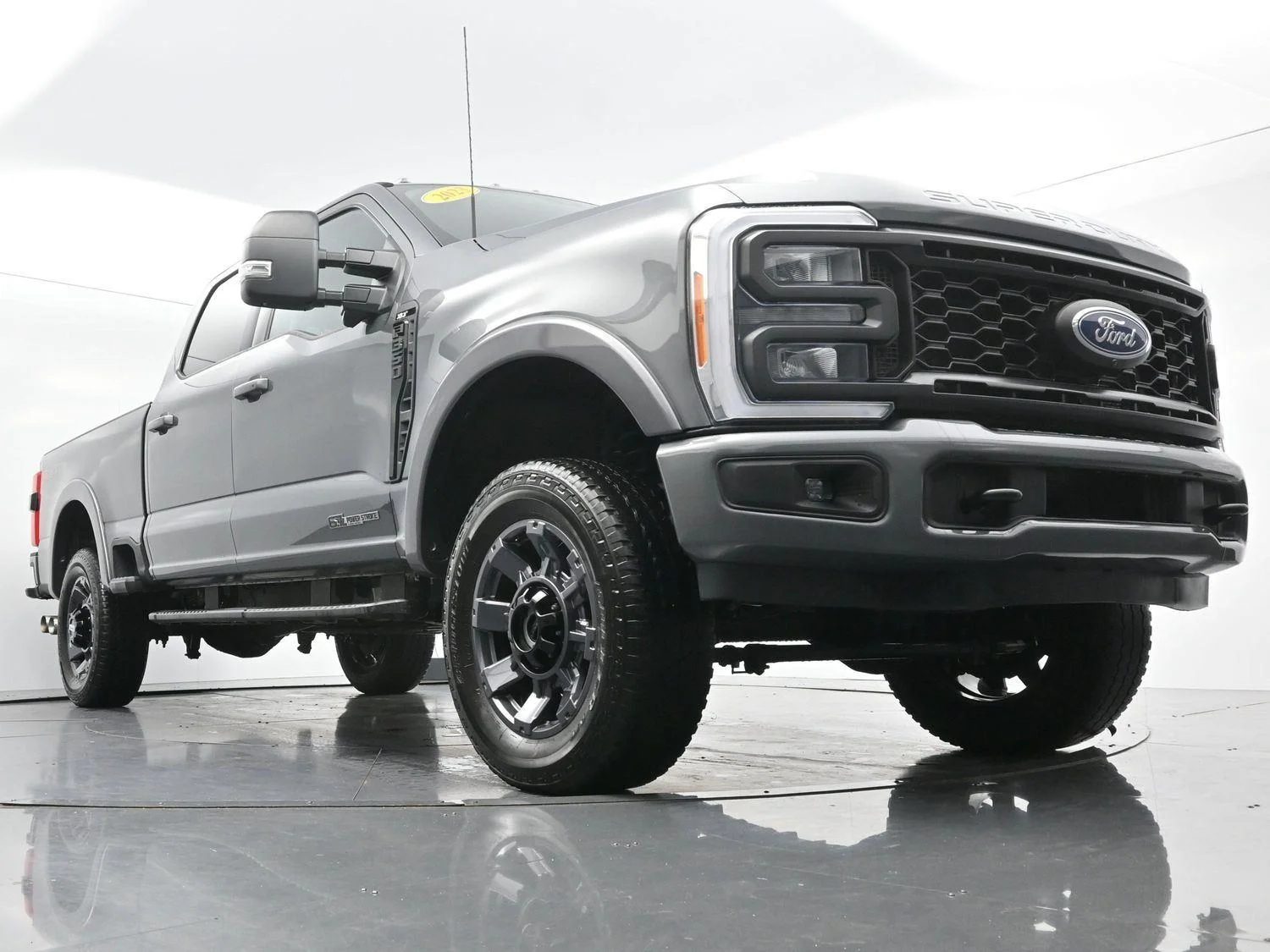 Used 2023 Carbonized Gray Ford XLT image 47