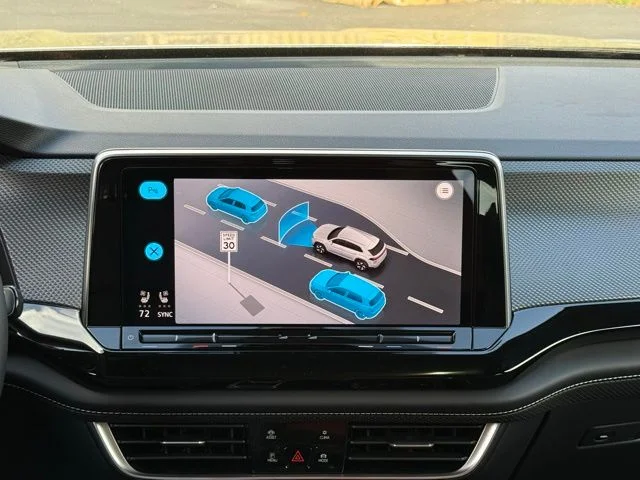 New 2026 Silver Volkswagen 2.0T SEL image 17