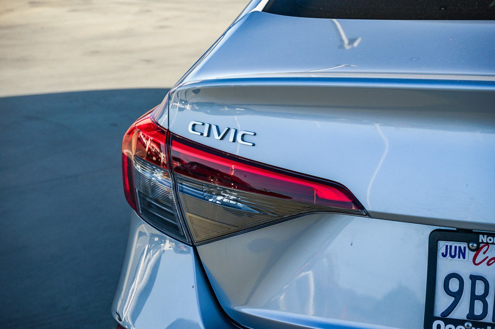 Used 2022 Lunar Silver Metallic Honda EX image 7