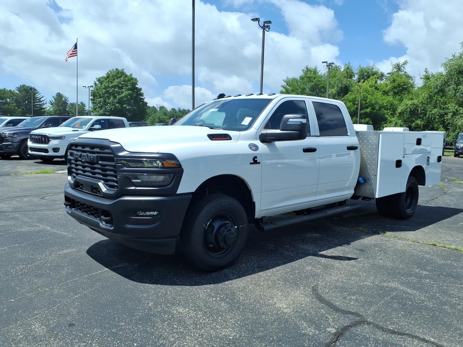 New 2025 Bright White Clear-Coat Exterior Paint RAM Tradesman/Big Horn image 3