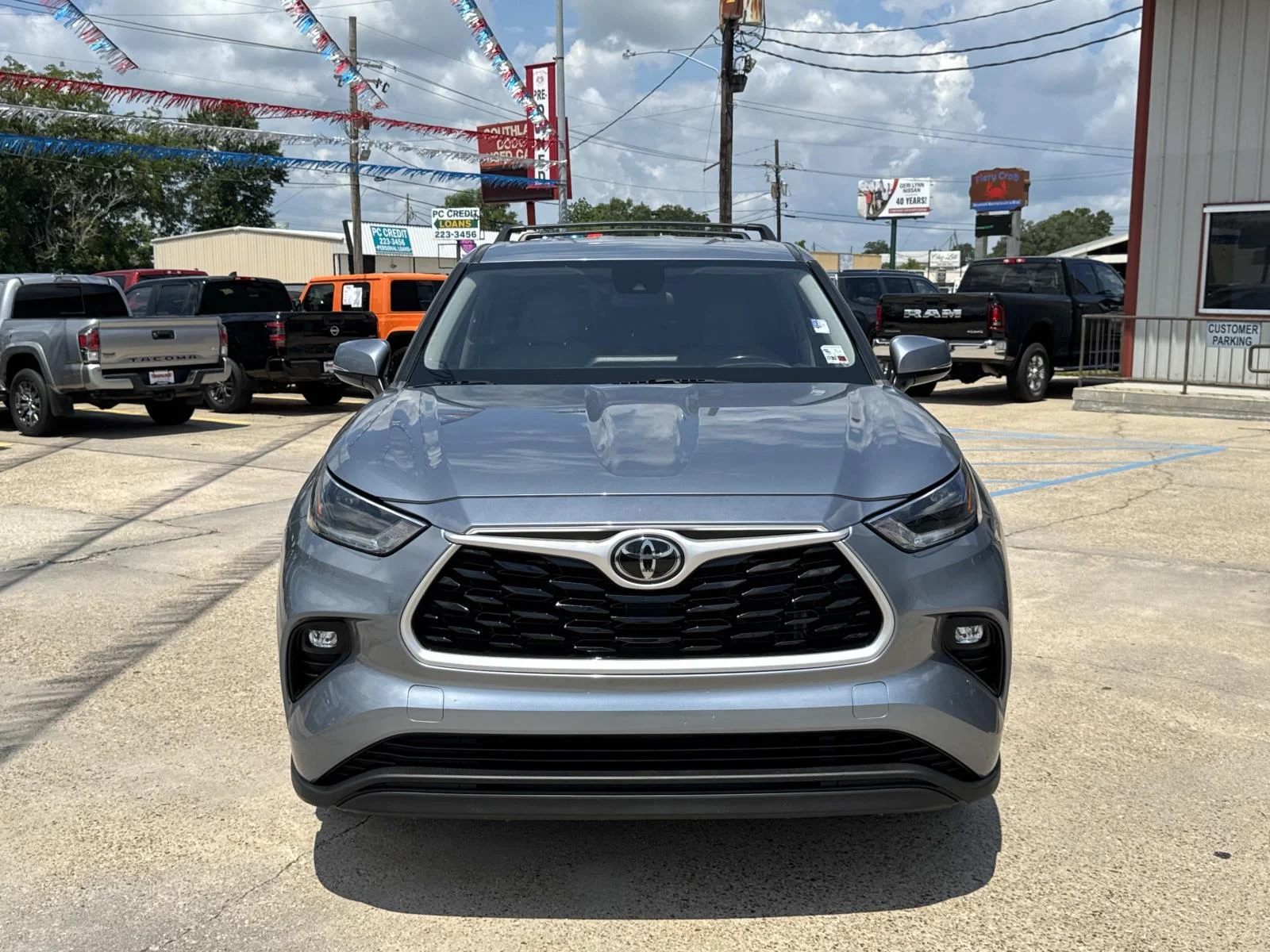 Used 2021 Moon Dust Toyota L image 2