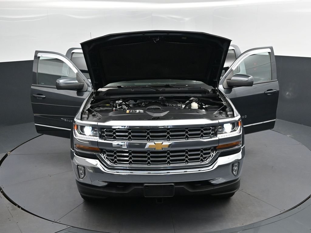 Used 2017 Gray Chevrolet LT image 50