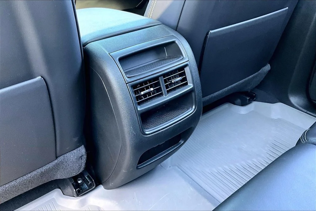 Used 2025 Black Cadillac Premium Luxury image 25