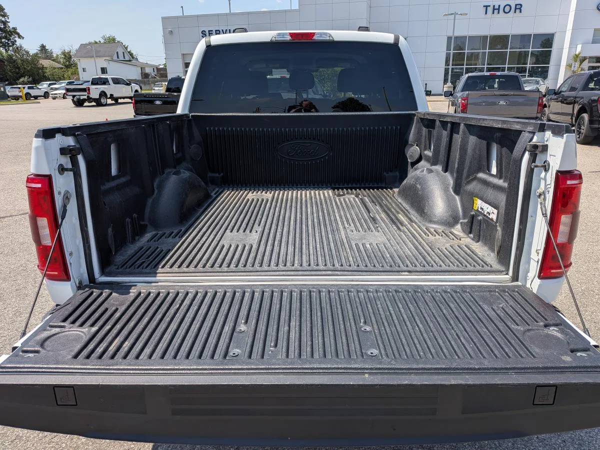 Used 2023 White Ford XLT image 7