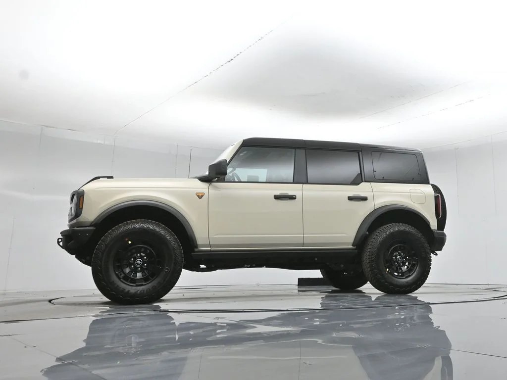 New 2026 Desert Sand Ford Badlands image 50