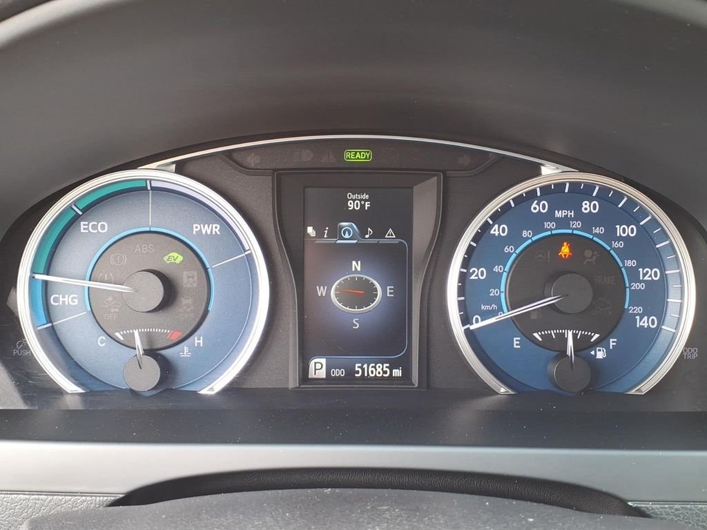 Used 2015 Blizzard Pearl Toyota XLE image 27