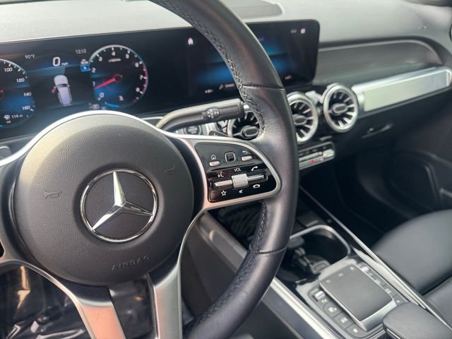 Certified Used 2023 MANUFAKTUR Patagonia Red Metallic Mercedes-Benz GLB 250 image 18