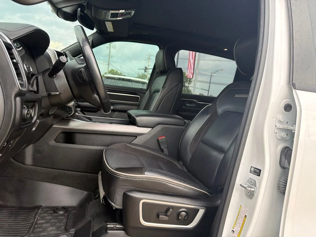 Used 2022 White Ram Laramie image 23