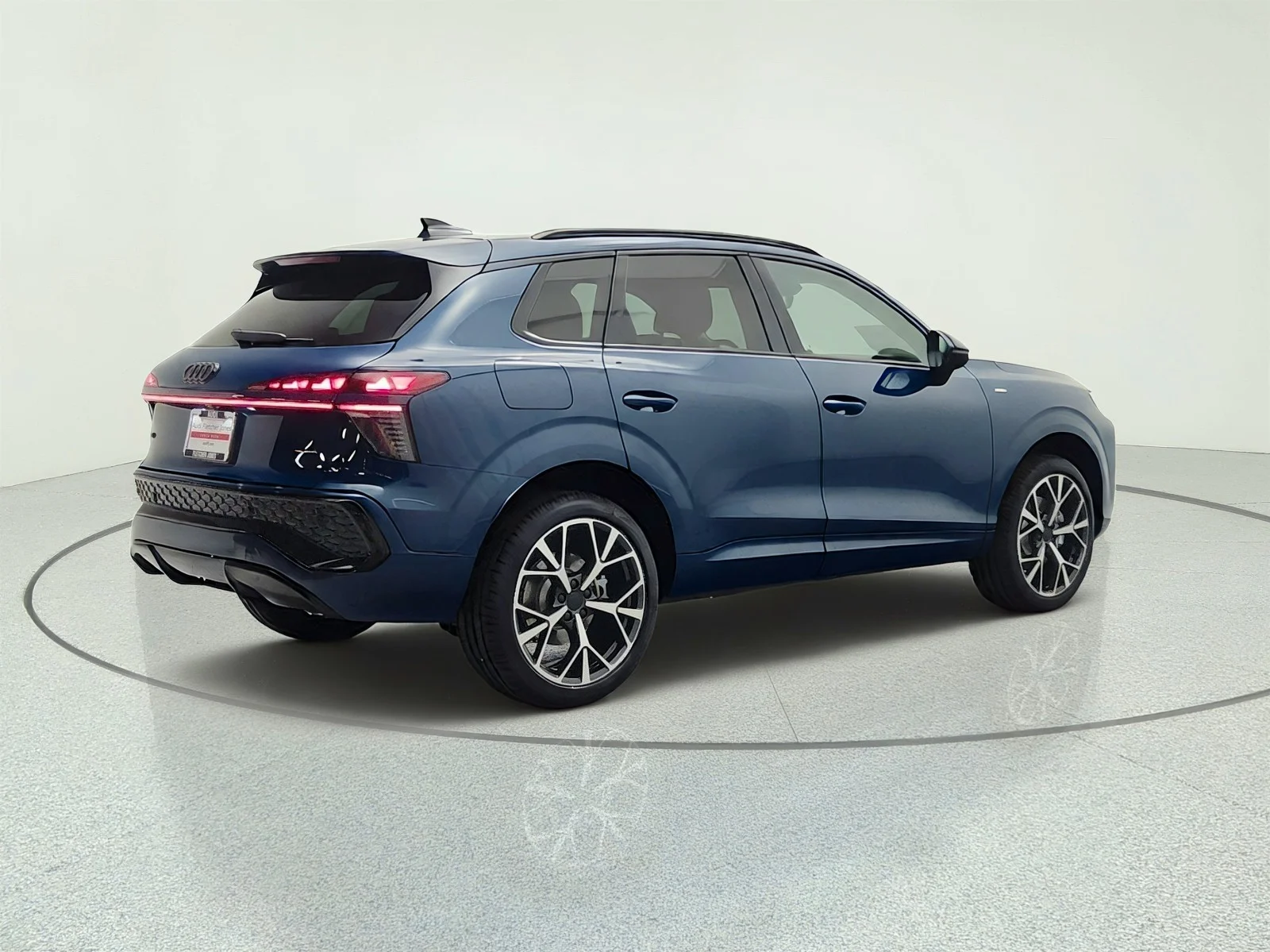 New 2026 Malpelo Blue Metallic Audi S line quattro image 5