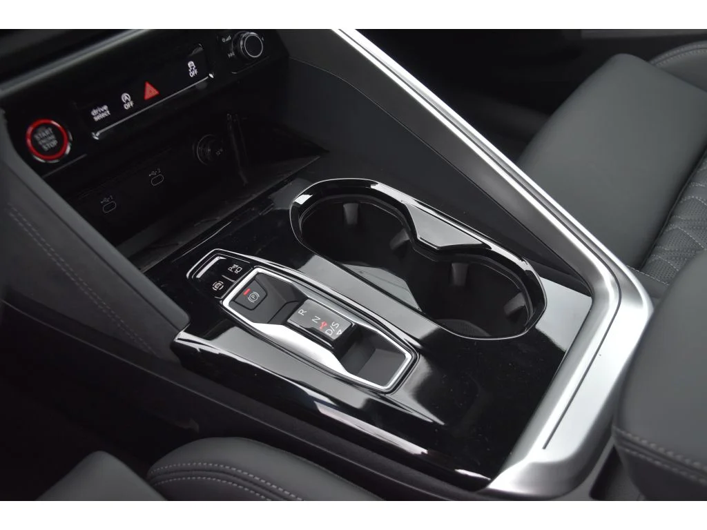 New 2026 Glacier White Metallic Audi Premium Plus image 34