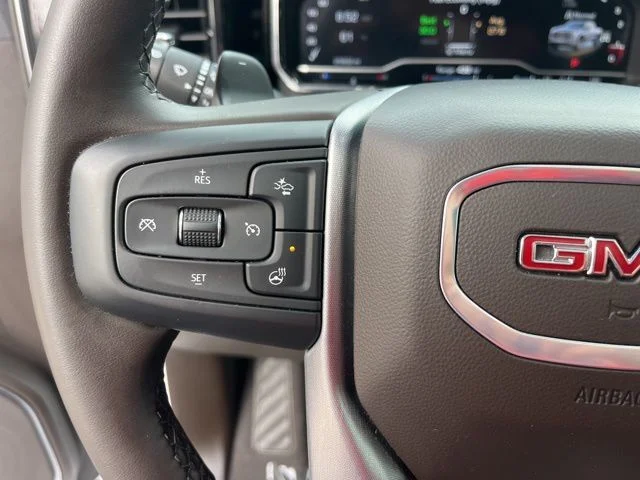 Used 2024 White GMC SLT image 22