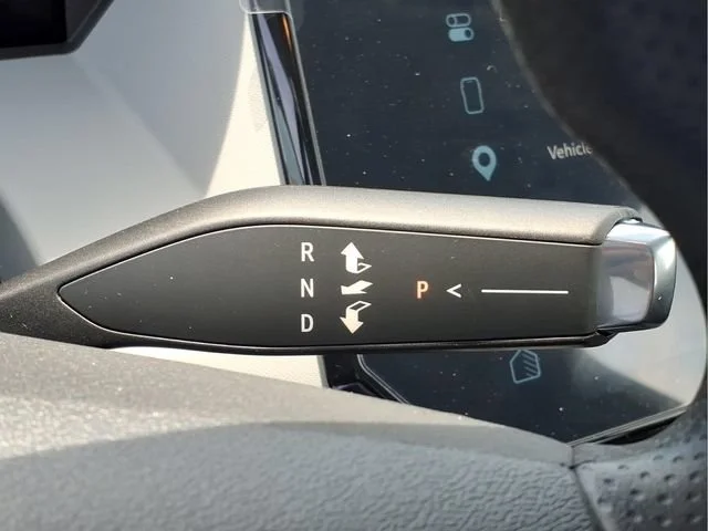 New 2027 Summit White Chevrolet LT image 8