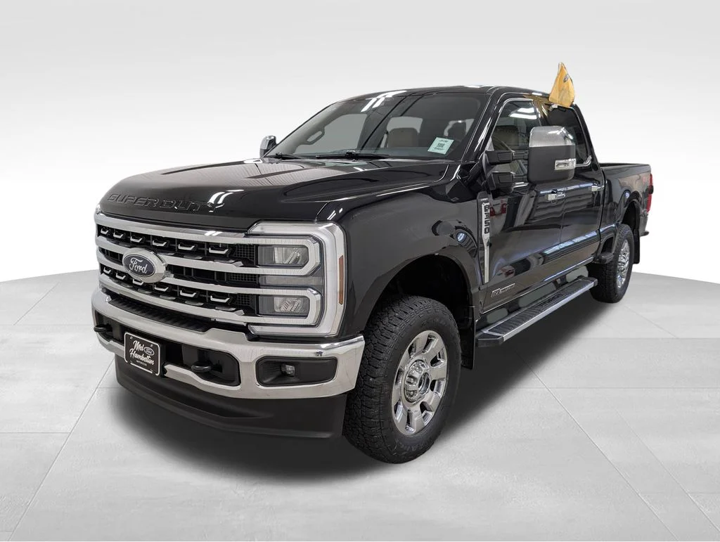 Certified Used 2025 Agate Black Metallic Ford Lariat image 21