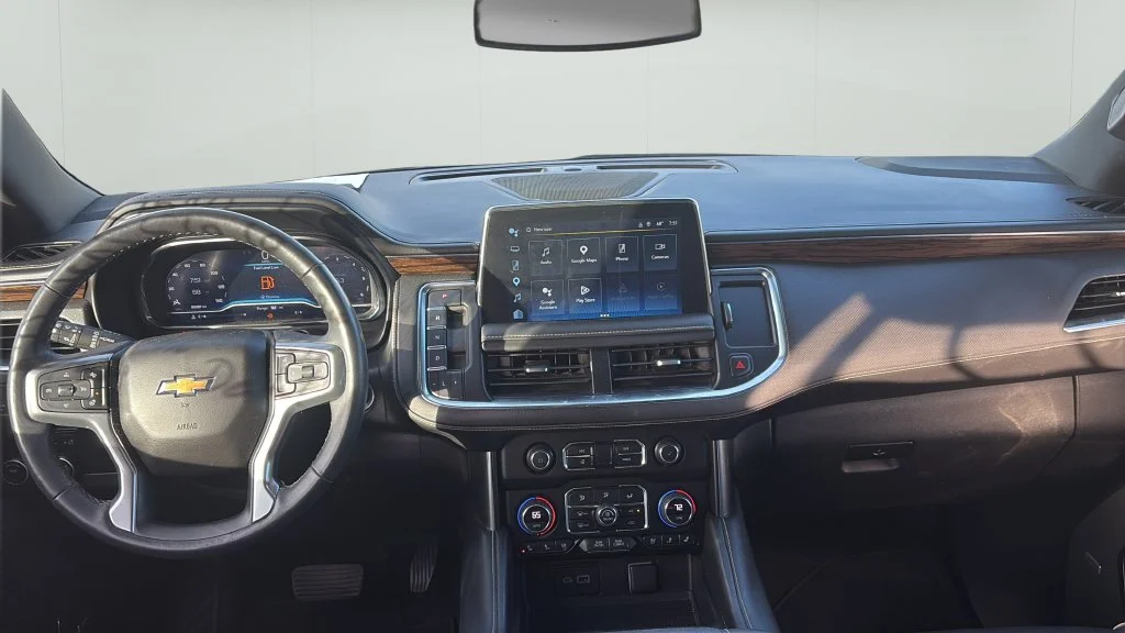 Used 2022 Gray Chevrolet Premier image 9
