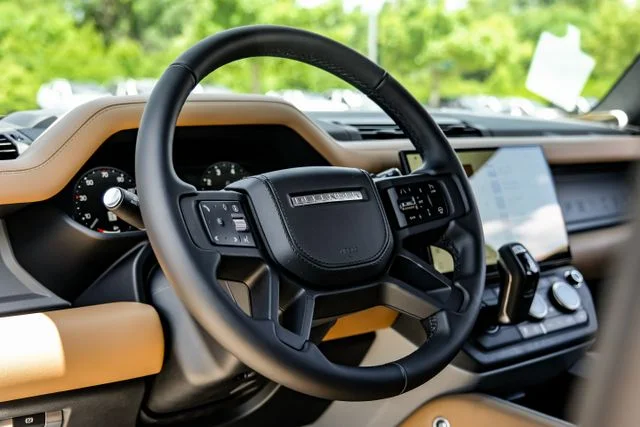 New 2026 Green Land Rover X image 19