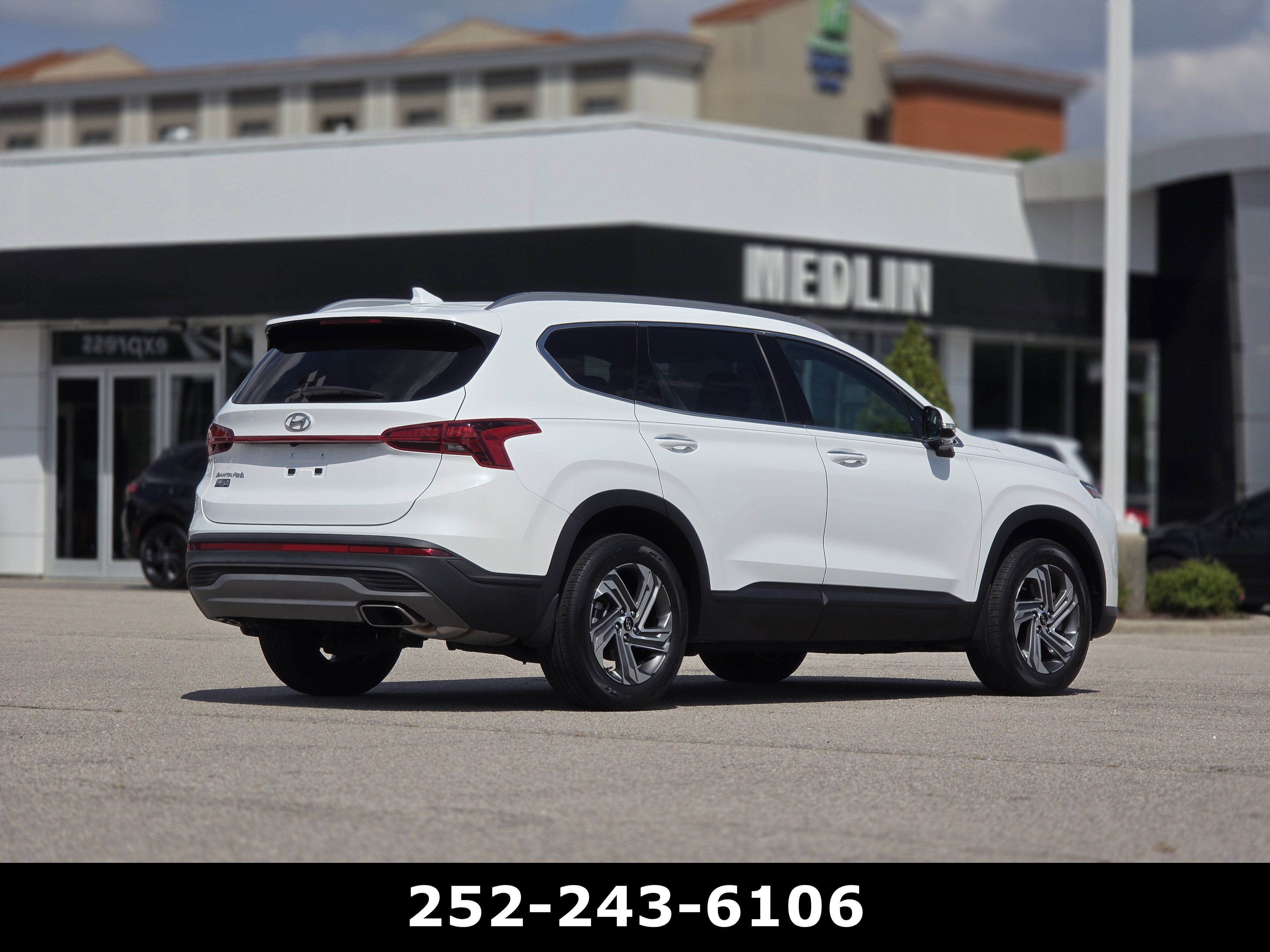 Used 2023 Serenity White Pearl Hyundai SEL image 7