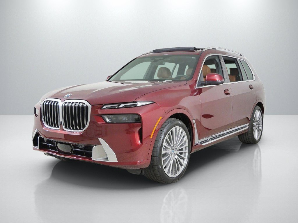 Used 2027 Red BMW xDrive40i image 1