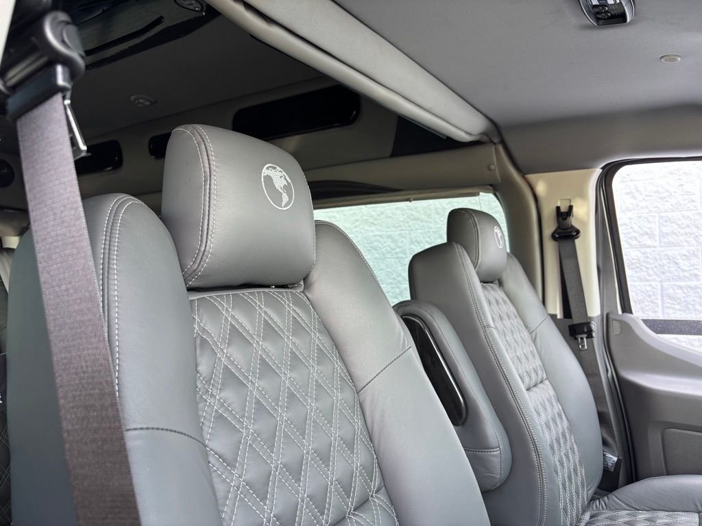New 2026 Gray Ford Explorer Limited SE image 23