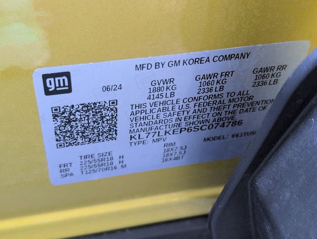 Used 2025 Yellow Chevrolet ACTIV image 32
